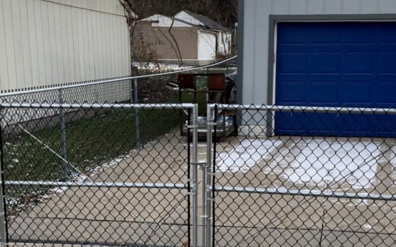 Chain Link Fence Gate in New Franklin